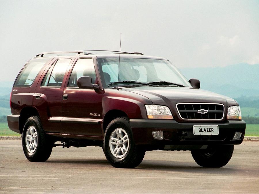  Chevrolet Blazer 2003 года  (BR) (фото 6 из 13)